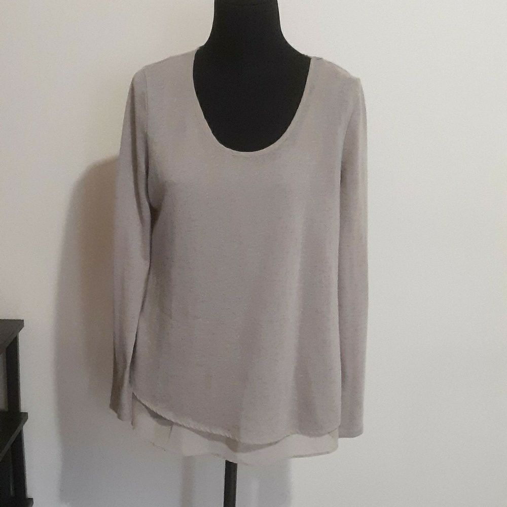 Crosby Beige Sheer Bottom Popover Sweater M